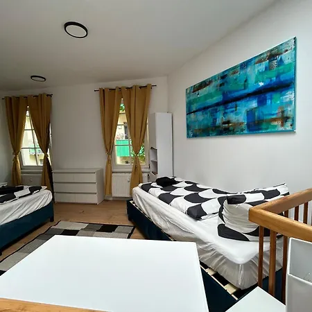 Apartmenthaus Stoetteritz Mit Kueche, Waschmaschine, Bad, Wifi, Flat Tv Usw