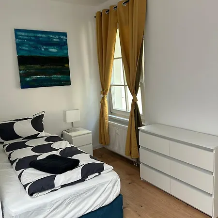 Apartmenthaus Stoetteritz Mit Kueche, Waschmaschine, Bad, Wifi, Flat Tv Usw *